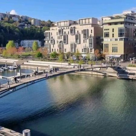Appartement Dans Peniche Atypique Et Idyllique A Confluence Лион Экстерьер фото